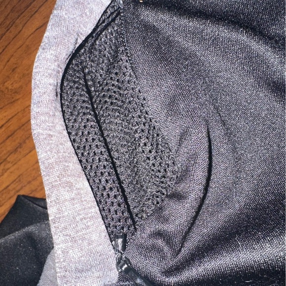 Pittsburgh Penguins NHL Hockey Black Gray Majestic Baseball Style Shirt Sz Small - Picture 3 of 9